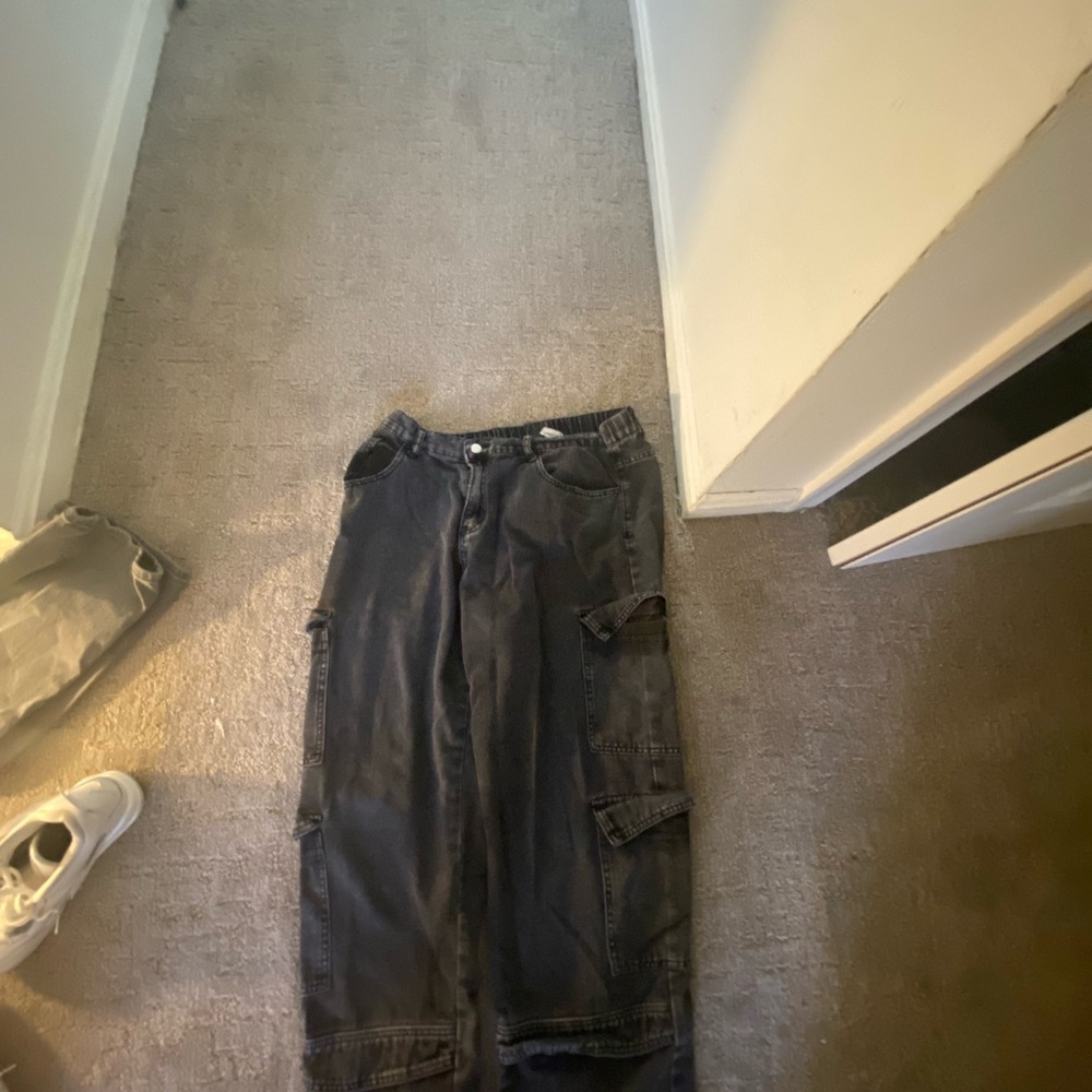 SHEIN Dark Gray Cargo Pants for Men